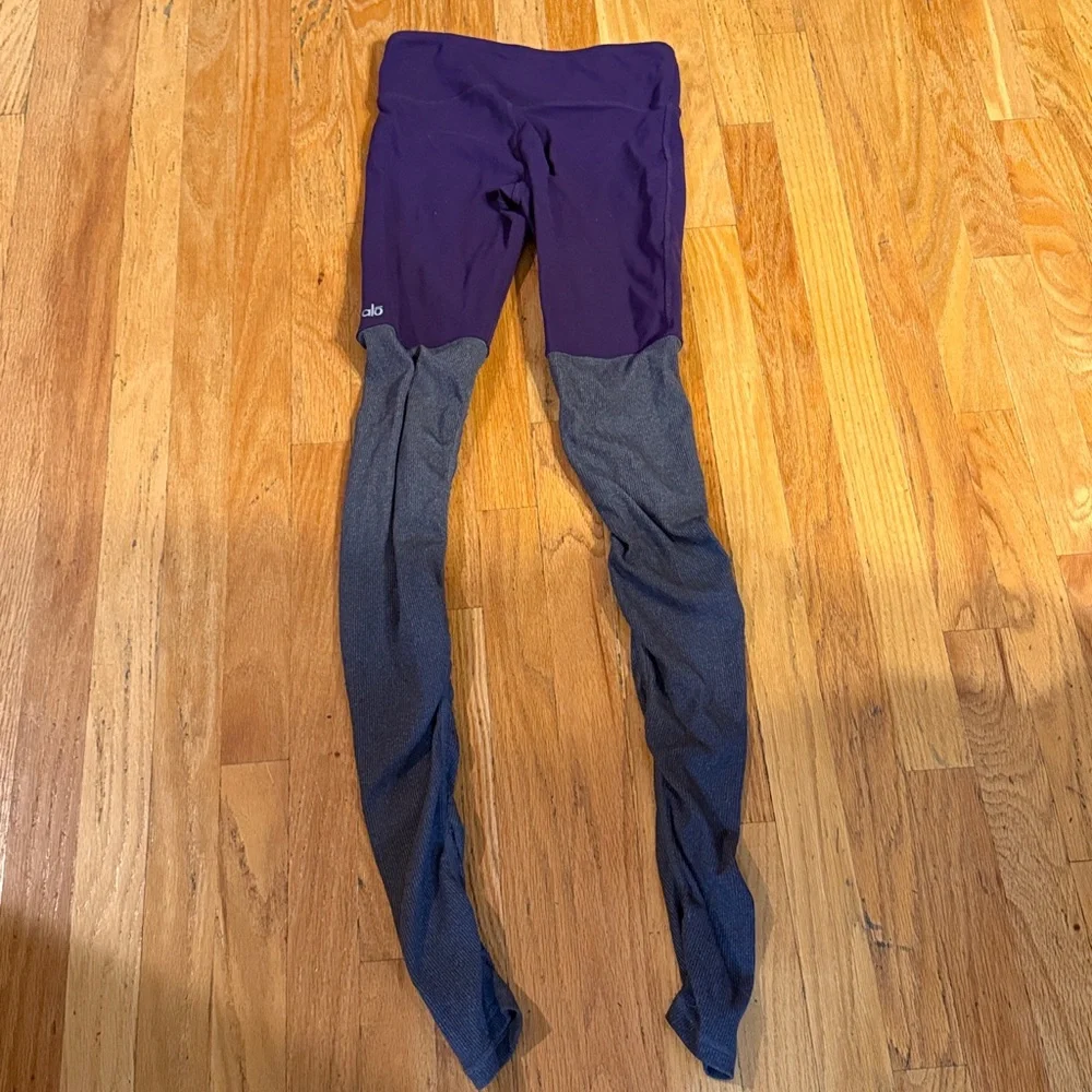 ALO Yoga Navy and Black Two-Tone High-Waist Leggings